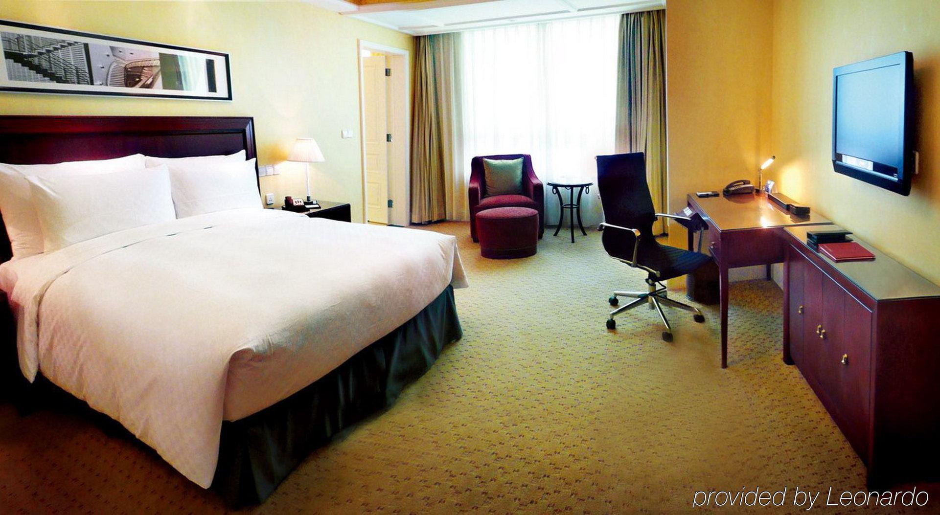 Parkline Century Park Hotel Shanghai Bagian luar foto