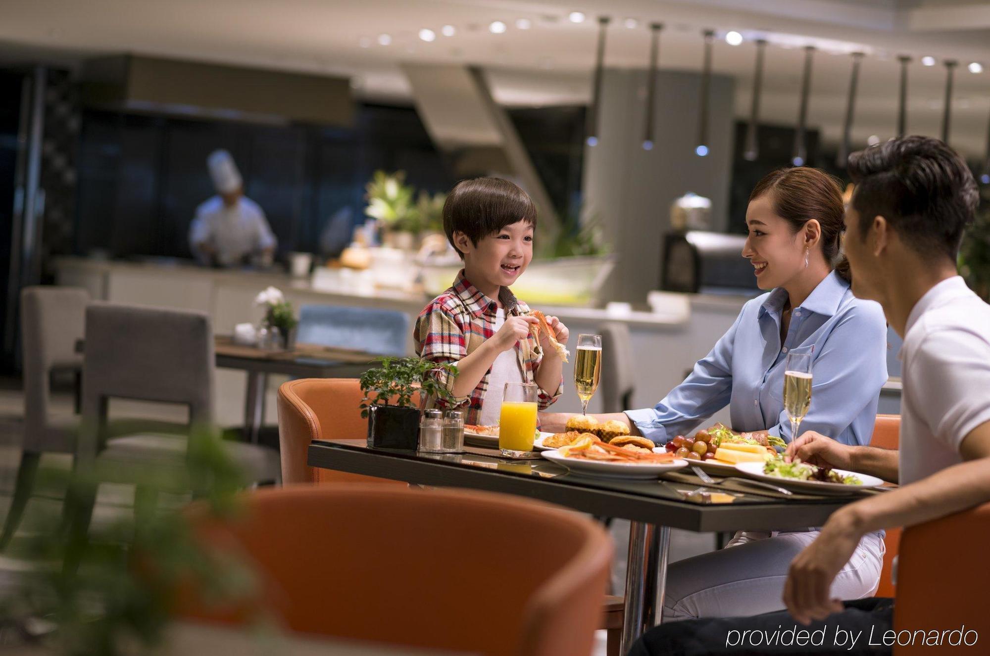 Parkline Century Park Hotel Shanghai Bagian luar foto