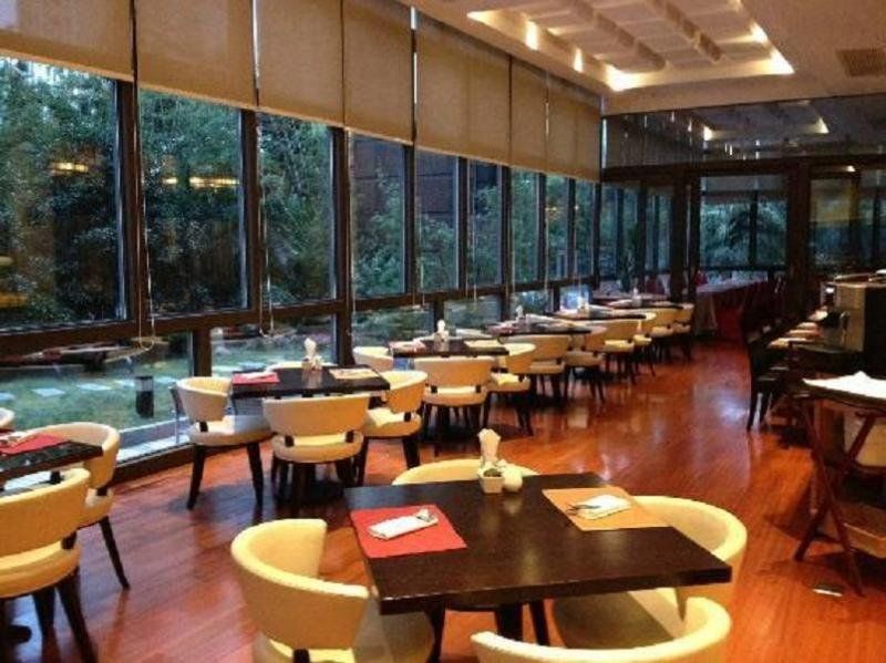 Parkline Century Park Hotel Shanghai Bagian luar foto