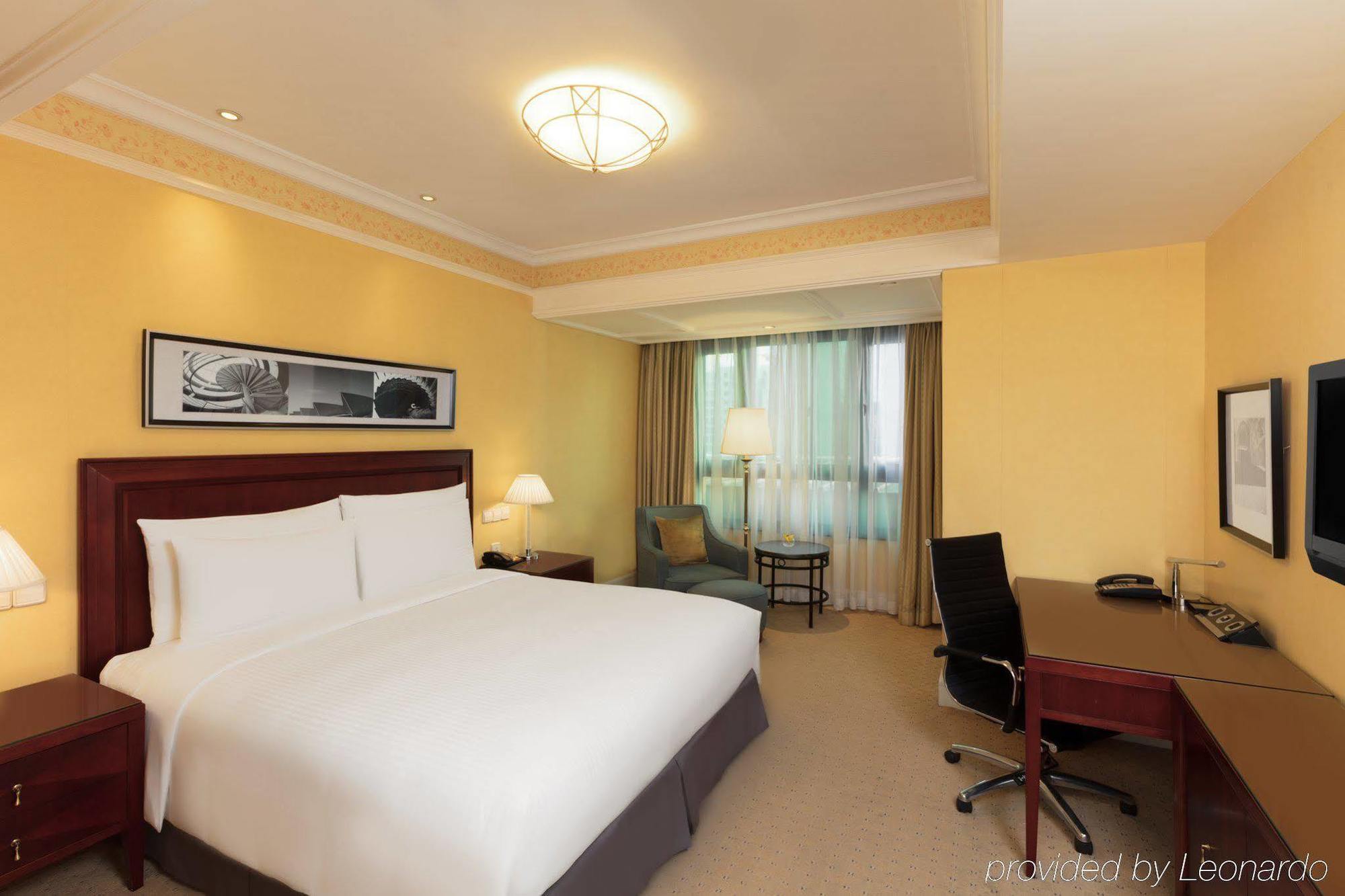 Parkline Century Park Hotel Shanghai Bagian luar foto