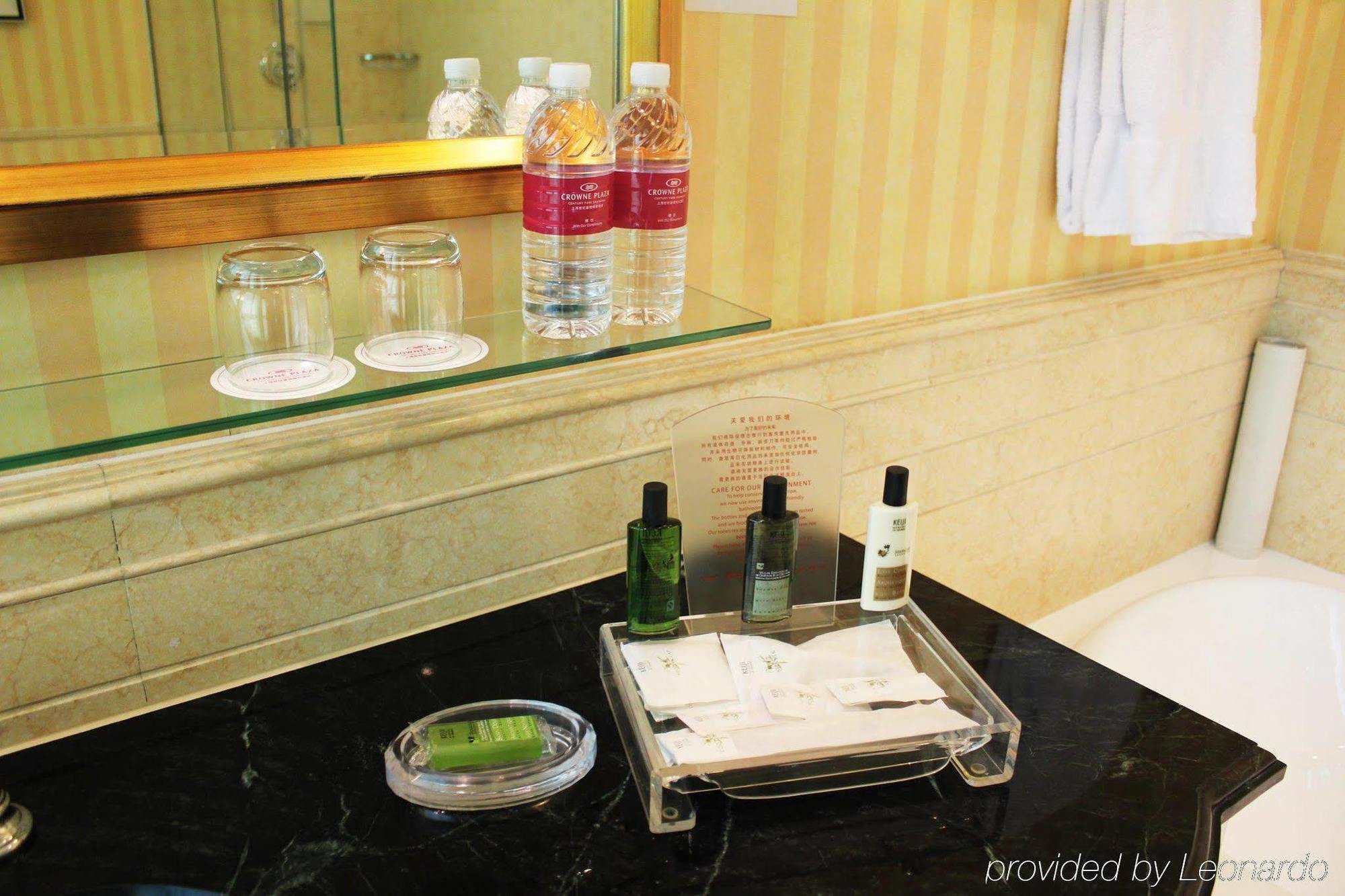 Parkline Century Park Hotel Shanghai Bagian luar foto