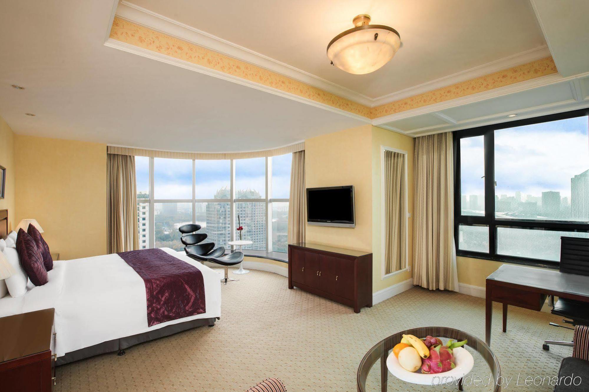 Parkline Century Park Hotel Shanghai Bagian luar foto