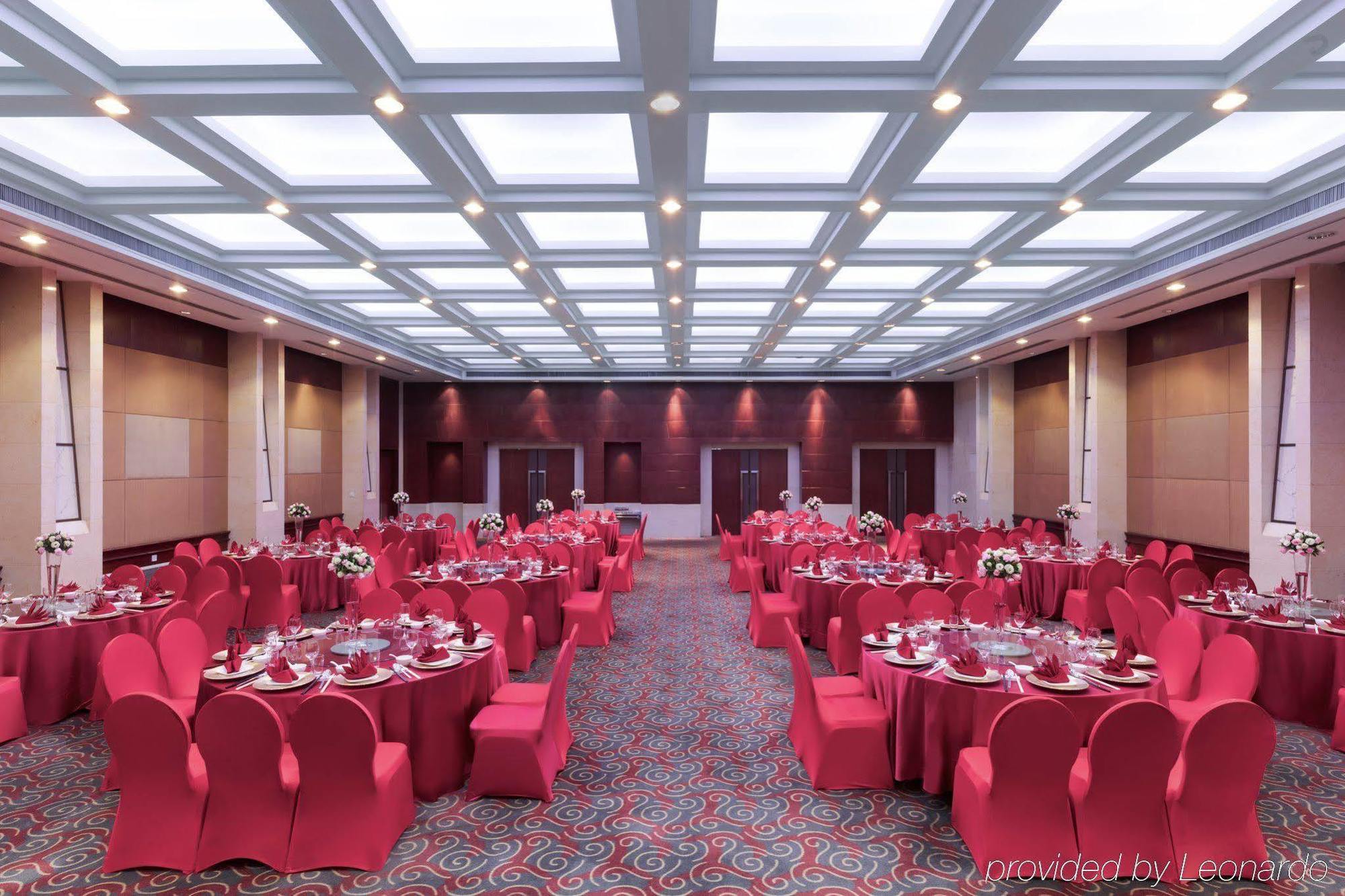 Parkline Century Park Hotel Shanghai Bagian luar foto