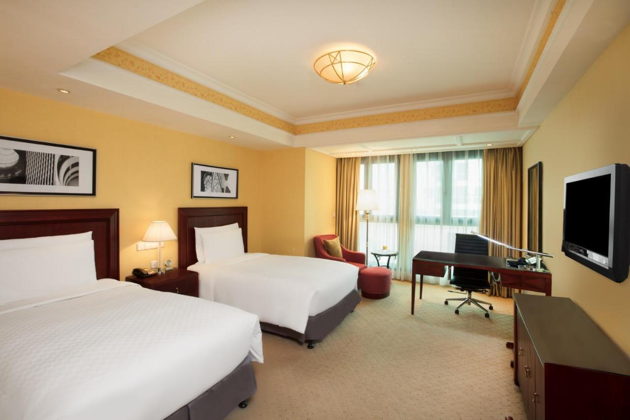 Parkline Century Park Hotel Shanghai Bagian luar foto